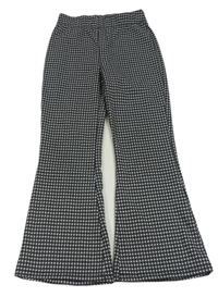 Černo-bílé kostkované flare legíny Primark