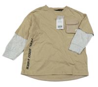 Nové - Pískovo-šedé triko s kapsou a nápisem F&F