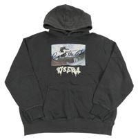 Antracitová mikina se skateboardistou a kapucí Zara