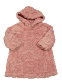 Světlerůžové chlupaté šaty s kapucí