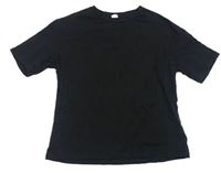 Černé crop tričko s kytičkami SHEIN