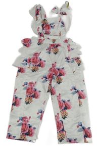 Bílé saténové kalhoty s růžemi a volánky a madeirou a kšandami