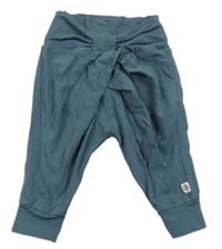 Modrošedé lehké tepláky s mašlí