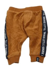 Hnědé žebrované sametové tepláky s pruhem s nápisy