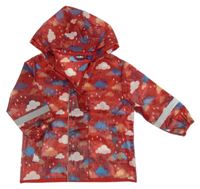 Červená pláštěnka s mraky a kapucí Lupilu