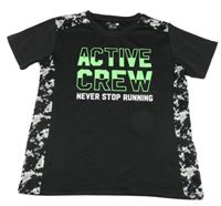 Černo-šedo-zelené sportovní tričko s vzorovanými pruhy a nápisem Ergeenomixx