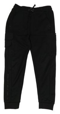 Černé sportovní kalhoty s kapsami George