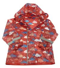 Červená pláštěnka s mraky a kapucí Lupilu