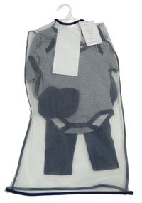 Nové - 6set - Tmavomodro-šedé pruhované body + triko + slinták + tmavomodré lehké tepláky + capáčky + čepice