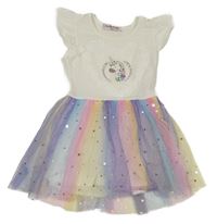 Bílo-barevné šaty s jednorožcem a tylovou sukní 