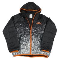 Černo-bílá skvrnitá prošívaná šusťáková přechodová bunda s nápisem a kapucí sinsay