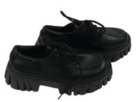 Nové - černé koženkové boty na platformě vel. 37