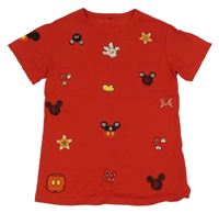 Červené tričko s Mickeym a korálky