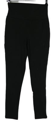 Dámské černé sportovní legíny