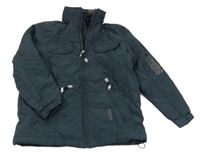 Tmavomodrá šusťáková zimní bunda s nápisem a ukrývací kapucí Pocopiano