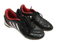 Černo-šedo-červené futsálové kopačky Adidas vel.36