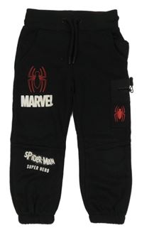 Černé tepláky s nápisy - Spiderman Marvel 