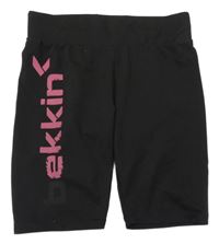 Černé elastické sportovní kraťasy s logem bekkin