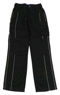 Černé pracovní kalhoty s kapsami