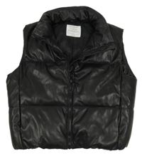 Černá koženková zateplená crop vesta zn. Primark