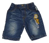 Tmavomodré riflové kraťasy s nápisem 