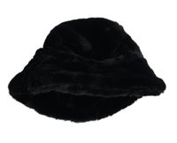 Černý chlupatý klobouk 