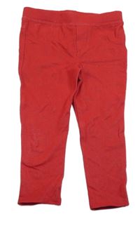 Červené tregíny riflového vzhledu