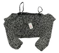 Černo-šedá vzorovaná šifonová crop halenka New Look