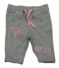 Šedo-růžové tepláky s nápisy 