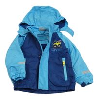 Modro-tmavomodrá šusťáková jarní bunda s autem a kapucí zn. Impidimpi