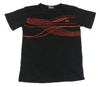 Černo-červené sportovní tričko s potiskem