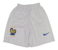 Bílé sportovní fotbalové kraťasy se znakem Nike