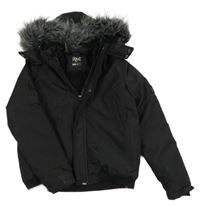 Černá šusťáková zimní bunda s kapucí s kožešinou Everlast