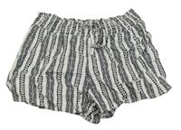 Bílo-černé vzorované lehké kraťasy C&A