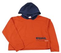 Červeno-tmavomodrá sportovní crop mikina s nápisy a kapucí 