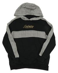 Černo-vzorovaná mikina s nápisem a kapucí George