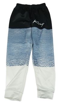 Černo-modro-bílé tepláky s nápisem