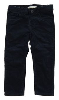 Tmavomodré chino skinny manšestráky name it.
