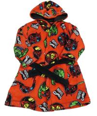 Červený chluatý župan s Avengers a kapucí George