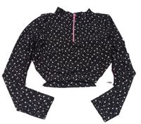 Černé puntíkaté UV crop triko se srdíčky New Look