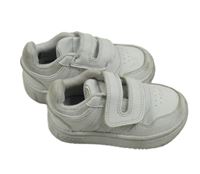 Bílé tenisky Adidas vel. 22