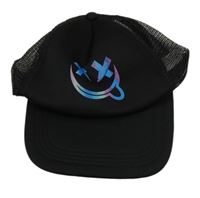 Černá kšiltovka se smajlíkem a síťovinou 