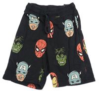 Černé teplákové kraťasy s Avengers H&M
