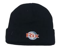 Tmavomodrá čepice s výšivkou 