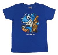 Modré tričko se žralokem