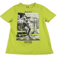 Limetkové tričko se skateboardistou C&A