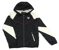 Černo-bílá šusťáková jarní bunda s nášivkou a kapucí C&A