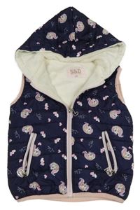 Tmavomodrá prošívaná šusťáková zateplená vesta s pony a srdíčky a kapucí S&D