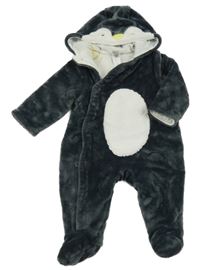 Antracitovo-bílá chlupatá zateplená kombinéza s kapucí - tučňák C&A