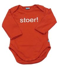 Červené body s nápisem